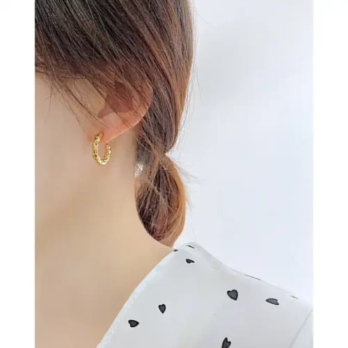 Amelia Gold Hoop - Image 3